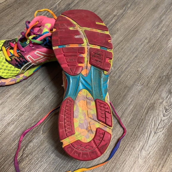 ASICS - size 8 - Picture 6 of 11